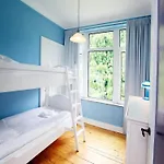 Group With Pool & Sauna *