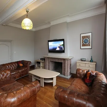 Group With Pool & Sauna *