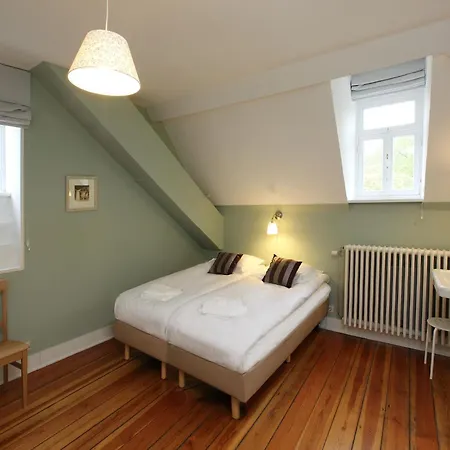 Σπίτι διακοπών Group With Pool & Sauna *