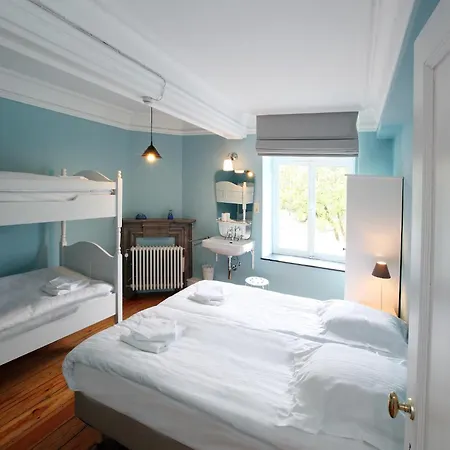 Group With Pool & Sauna Ferienhaus Wanze