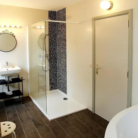 Casa vacanze Group With Pool & Sauna Wanze
