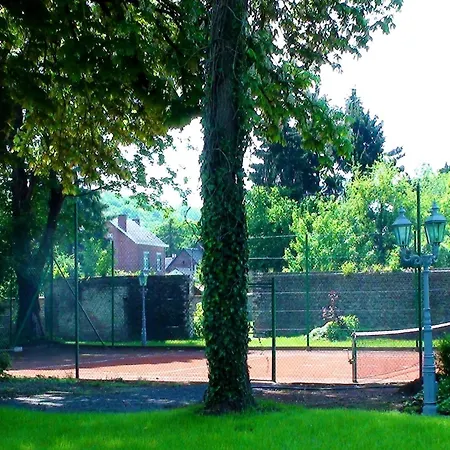 Group With Pool & Sauna *