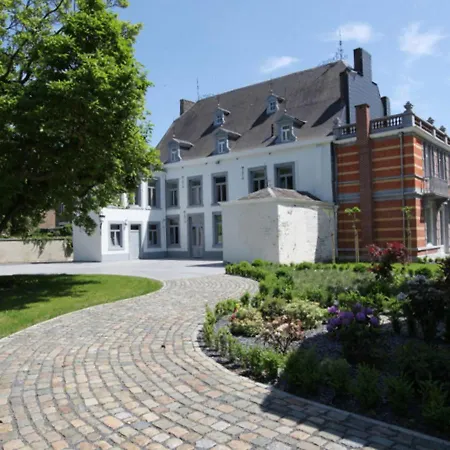 Group With Pool & Sauna Wanze